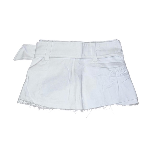 ARE YOU AM I Ketki belted mini skirt - Picture 4 of 11